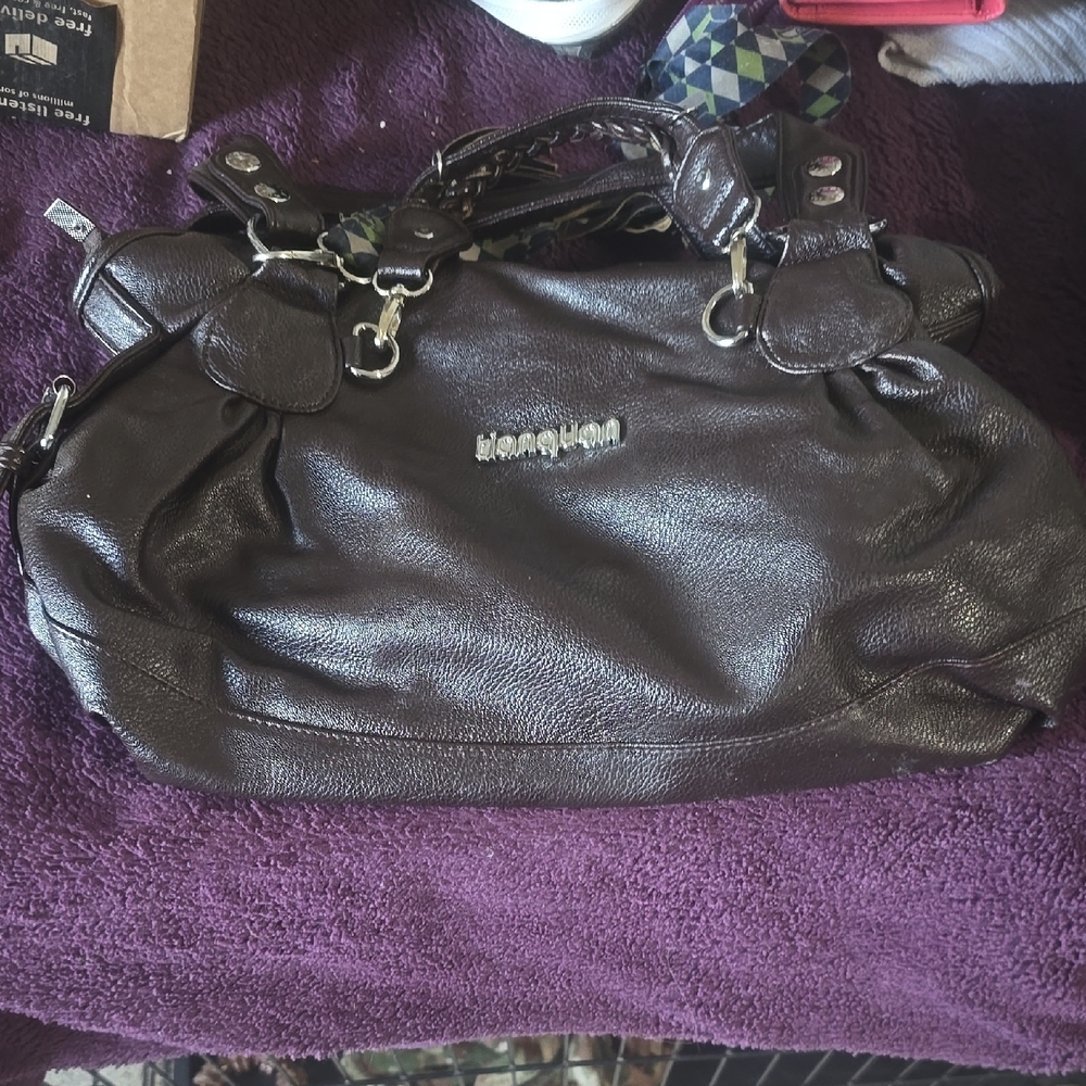 Luxuriously Crafted Dark Brown Shoulder Bag